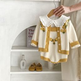 Spring Autumn Newborn Baby Girls Bodysuits Long Sleeve Cute Flower Hollow Out Knitting Infant Baby Girls Jumpsuit Cardigan Set 2592