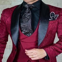 Style Groomsmen Burgundy And Black Groom Tuxedos Shawl Lapel Men Suits Wedding Man Jacket Vest Pants Tie Z194 Men's & Bla237f