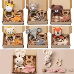 Rattles Mobiles 1Set Crochet Rattles Baby Teether Safe Beech Wooden Ring Pacifier Clip born Mobile Gym Educational Toys Birthday Gift 230901