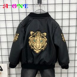 Jackets baby boy jacket Winter fashion PU Thicken Plus velvet casual pilot tiger Suit for 90 130cm z159 230904