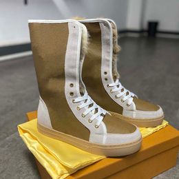 Botas de grife carta cordeiro cabelo engrossado botas de neve novas botas de moda feminina, antiderrapante e sapatos de algodão quente 19
