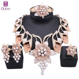 Charm Bracelet's Crystal Dubai Gold Color Imitation Pearl Necklace Earrings Bangle Ring Party Wedding Accessories Jewelry Set 230901