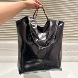 Shoulder Bucket Totes Handbags Shopping Chain Large Capacity Crossbody Underarm Bags Tote Patent Leather Handbag Purse Plain Fashion letters Removable straps
