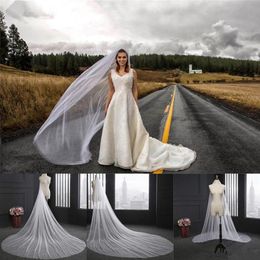 Elegant Wedding Veil 3 Metres Long Soft Bridal Veils With Comb One-layer Ivory White Colour Bride Wedding Accessories CPA078247G
