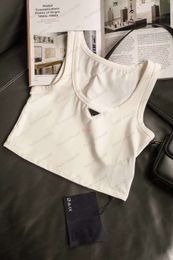 Summer White Women Tops TES Crop Top Haft Sexy Off Black Tank Top Top swobodny bez rękawów Top Top Koszulki Luksusowe projektant kamizelka solidnych kolorów 534II