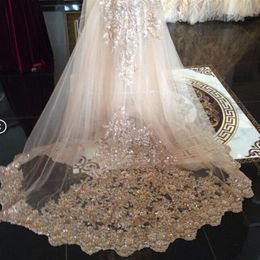 In Stock Wedding Veils Sequin Luxury Cathedral Bridal Veils Appliques Lace Edge White One Layers Custom Made Long Wedding Veil Fas273e