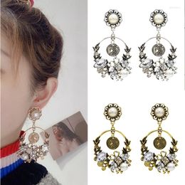 Dangle Earrings Fashion Vintage Alloy Portrait Pearl-encrusted Glass Drill Insect Bee Flower Coin Female Simple Earring Afghan Jewellery