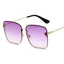 New European and American sunglasses for women personality metal small Bee Sunglasses for men infinity frame dazzling square frame