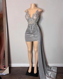 Sexy Spaghetti Velvet Prom Dresses For Black Girls 2023 Mermaid Homecoming Dress Mini Cocktail Gown With Train Luxury vestidos