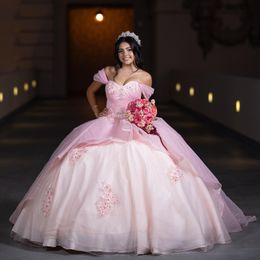 Sparkly Pink Sweetheart Off the Shoulder Princess Ball Gown Quinceanera Dresses Elegant Straps Appliques Crystal Sweet 16 Dress