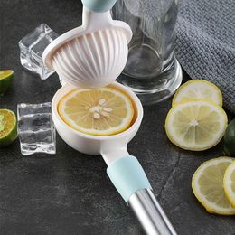 Fruit Vegetable Tools Mini Orange Lemon Squeezer Hand Manual Juicer Juice Pressing Pressure Tool Kitchen Gadgets 230901