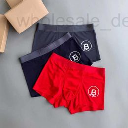 Underpants Designer Modal underwear for men's seamless shorts, high-end trend boxers sweat wicking, breathable, comfortable pants hairpin 14KW