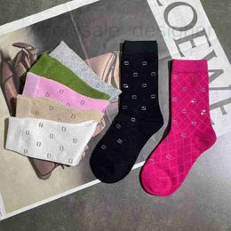 Designer Hosiery 2023 Womens Sock with Diamond Grid Hot Rolled Medium Tube Socks, Foreign Style Letter Light Luxury Personality YAQ1