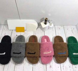 Classic designer slippers with thick soles one line wool slippers letter pattern rubber soles casual and versatile indoor and outdoor options