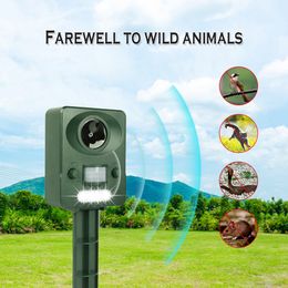 Cat Deterrent Devices, Ultrasonic Wave Outdoor Harm Animal Scarers Solar Repeller for outdoor farm garden yard to drive away dog cat birds rodent