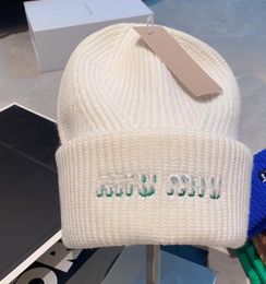 Gentle Color Japanese Style Embroidered Letters Woolen Cap Female Winter Thickening Face Small Beanie Hat Male All-Matching Knitted Hats Fashion