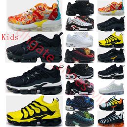 2024 Shoes Kids Tn Boys Plus running Designer Children Baby Kid Midnight Navy Tart Gold Cool Grey White Orange Youth Infants High Sneaker Trainers Black Sports