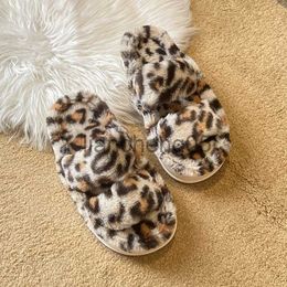 Slippers Winter New Trend Flats Cotton Slippers Platform Leopard Fur Shoes 2023 Casual Walking Slingback Flip Flops Fad Women Plush Shoes X0905