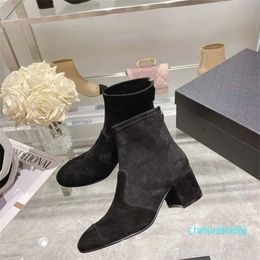 2023-Luxury ankle boots classic lady booties woman fashion Motorcycle boots chunky heel Embroidery shoes lambskin high cut sneaker nude