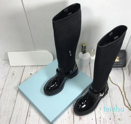 Women's boots in autumn and winter aredesigners,sexy temperament .