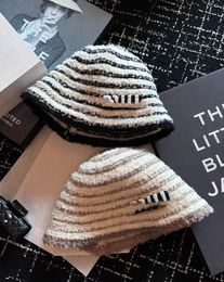 Bucket Hat Internet Celebrity Knitted Bucket Hat All-Matching Autumn and Winter Dome Basin Hat Face-Looking Small Stripes Bucket Hats