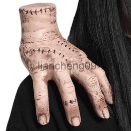 Party Decoration Wednesday Addams Family Thing Hands Latex Figurine Ornaments Home Decoration Halloween Party Cosplay Costume Props Horror Toys x0905 x0905