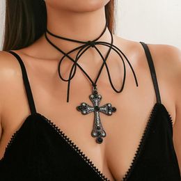 Chains Gothic Black Cross Pendant Choker Necklace For Women Punk Vintage Velvet Rope Neck Jewelry Accessories
