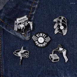 Brooches Horror Punk Music Enamel Pins Custom Black Dark Vinyl Records Knife Lapel Badges Gothic Jewelry Gift For Friends Kids