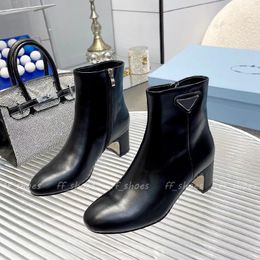 Designer-Stiefel Herbst Winter Damen spitze Schuhe Knöchelboote Reißverschluss Motorrad Luxus Damen Marke Leder Kurzstiefel Frau US-Größe 35-42