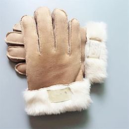 2021 New Brand Design Faux Fur Style Glove for Women Winter Outdoor Warm Five Fingers Artificial Leather Gloves Whole 332283