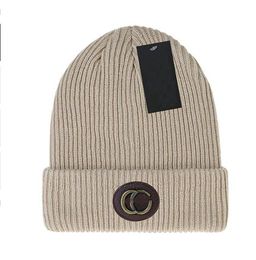 Luxury designer brimless cap, women's winter hat, outdoor men's knitted hat, sports skiing hat