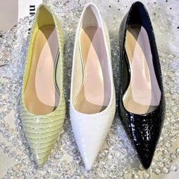 Dress Shoes 2023 Trend Pointed Toe Women Autumn Mid Heels Shallow Sandals Work Pumps Ladies Zapatos Walking Chunky