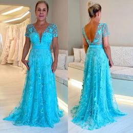 Designer Lace Mother of the Bride Dresses V Neck A line Backless Evening Gowns With Short Sleeves Floor Length Wedding Guest Dress