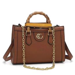 Designer tote bag Shoulder Bags Chain Crossbody Leather Tote Dual GC design bag Handle Men Briefcase Wallet