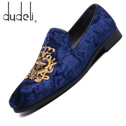 Dress Shoes Wedding Casual Men Loafers Big Size Lazy Peas shoes Embroidery Moccasins Suede Leather Zapatos 230905