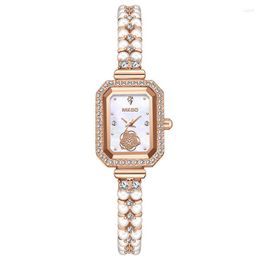 Wristwatches UTHAI W40 Watch For Women Pearl Fritillary Square Waterproof Fashion Luxury Amethyst Diamond Inlaid Lady Bracelet