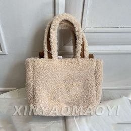 Designer Mini Shoulder Bags Soft Leather Handbag Women Handbag Crossbody Luxury Tote Fashion Shopping Purse Satchel Bag lamb wool bag autumn and winter