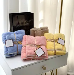 New Fashion Brand Coral Fleece Bath Towels Towel Gift Box Set Household Soft Leisure Travel Shower Bath Towel Beach Towels