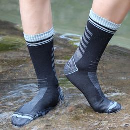 Sports Socks Waterproof Socks Breathable Outdoor Waterproof Hiking Wading Camping Winter Skiing Sock Snow Warm Waterproof Socks 230906