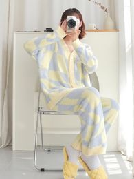 Women's Sleepwear Plaid Winter Thick Warm Pyjama Sets Women Flannel Female Home Clothing Long Sleeve Pyjamas Suit Casual Nightwear