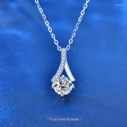 Pendant Necklaces Moissanite Necklace S925 Silver Female Clavicle Chain Four Prongs 1 Fine Jewellery