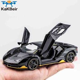 Diecast Model Car KaKBeir LP770 750 1 32 Lamborghinis Car Alloy Sports Car Model Diecast Sound Super Racing Lifting Tail Car Wheel For Gifts 230905