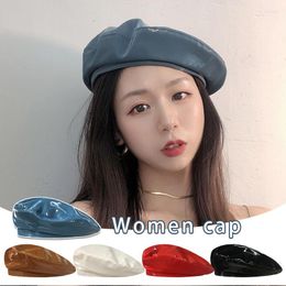 Berets Retro Patent Leather Cap Bright PU Beanie Beret British Style Woman Captain All-match Autumn Winter Military Hat