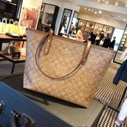 Women's Designer Bags Tote Tote Bag High Sense Capacity 2023 New Fashion Shopping Versatile Single Shoulder Small Light Luxury Hand Factory Direct Sales
