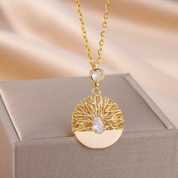 Pendant Necklaces Hollow Coral Zircon Necklace For Women 18K Gold Plated Jewellery Body Decorate Chain Aesthetic Cute Charm Accessories