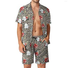 Men's Tracksuits Floral Leopard Men Sets Red And White Flower Hawaii Casual Shirt Set Short Sleeve Design Shorts Summer Vacation Suit Plus