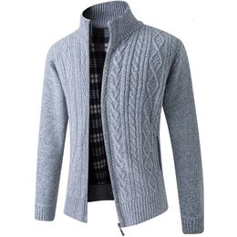 Mens Sweaters Autumn Winter Warm Zipper Cardigan Man Casual Knitwear Sweatercoat male clothe 230905