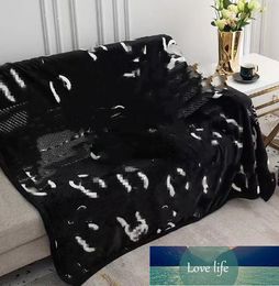 Brand Coral Velvet Big Brand Fleece Blanket Sofa Cover Travel Cover Blanket Wholesale factry price