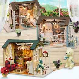 Doll House Accessories Year Christmas Gifts Doll House DIY Miniature Dollhouse Toy Furnitures CasaDolls Houses Toys For Childred Birthday GiftsZ007 230905