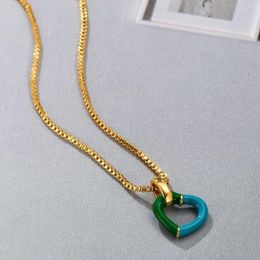 Chains 2023 Green Enamel Heart Pendant Gold Chain Necklace Woman Luxury Accessories Designer Jewelry Trend